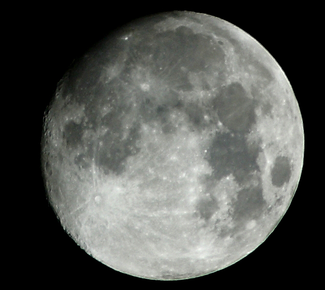 单反相机的镜头mm是什么意思？例如30mm，希望更加详细